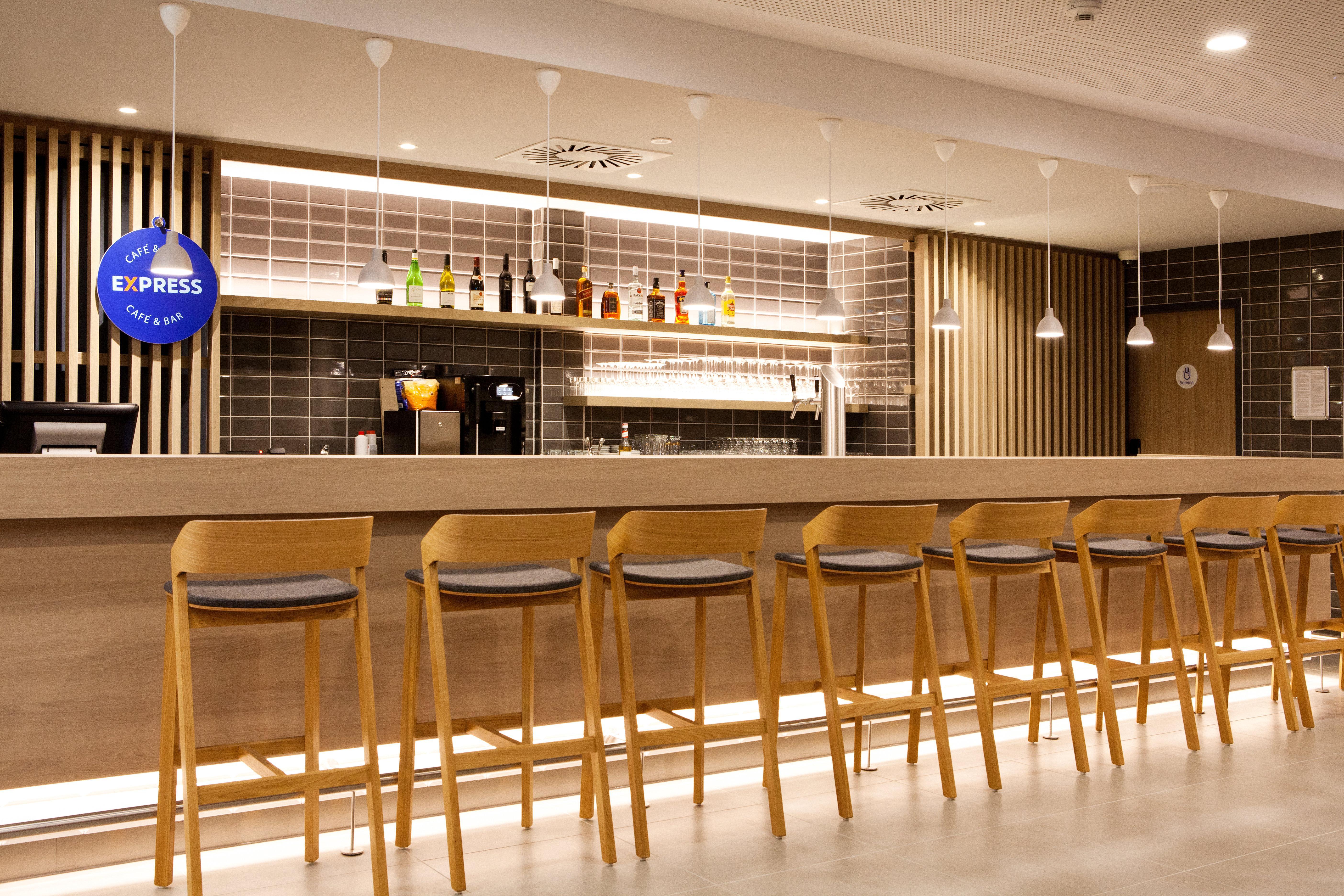 Holiday Inn Express - Ringsheim By Ihg Exterior foto
