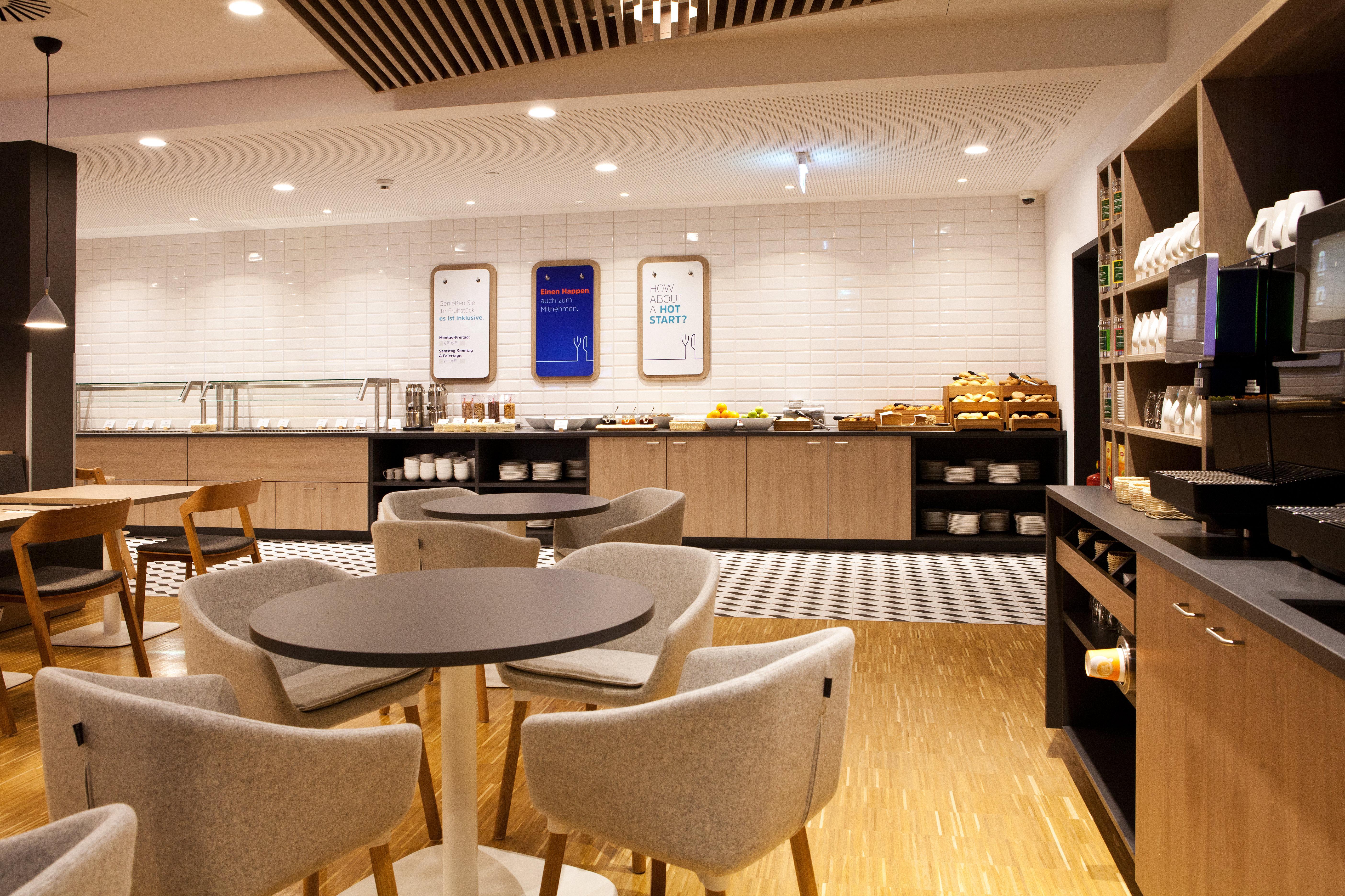 Holiday Inn Express - Ringsheim By Ihg Exterior foto