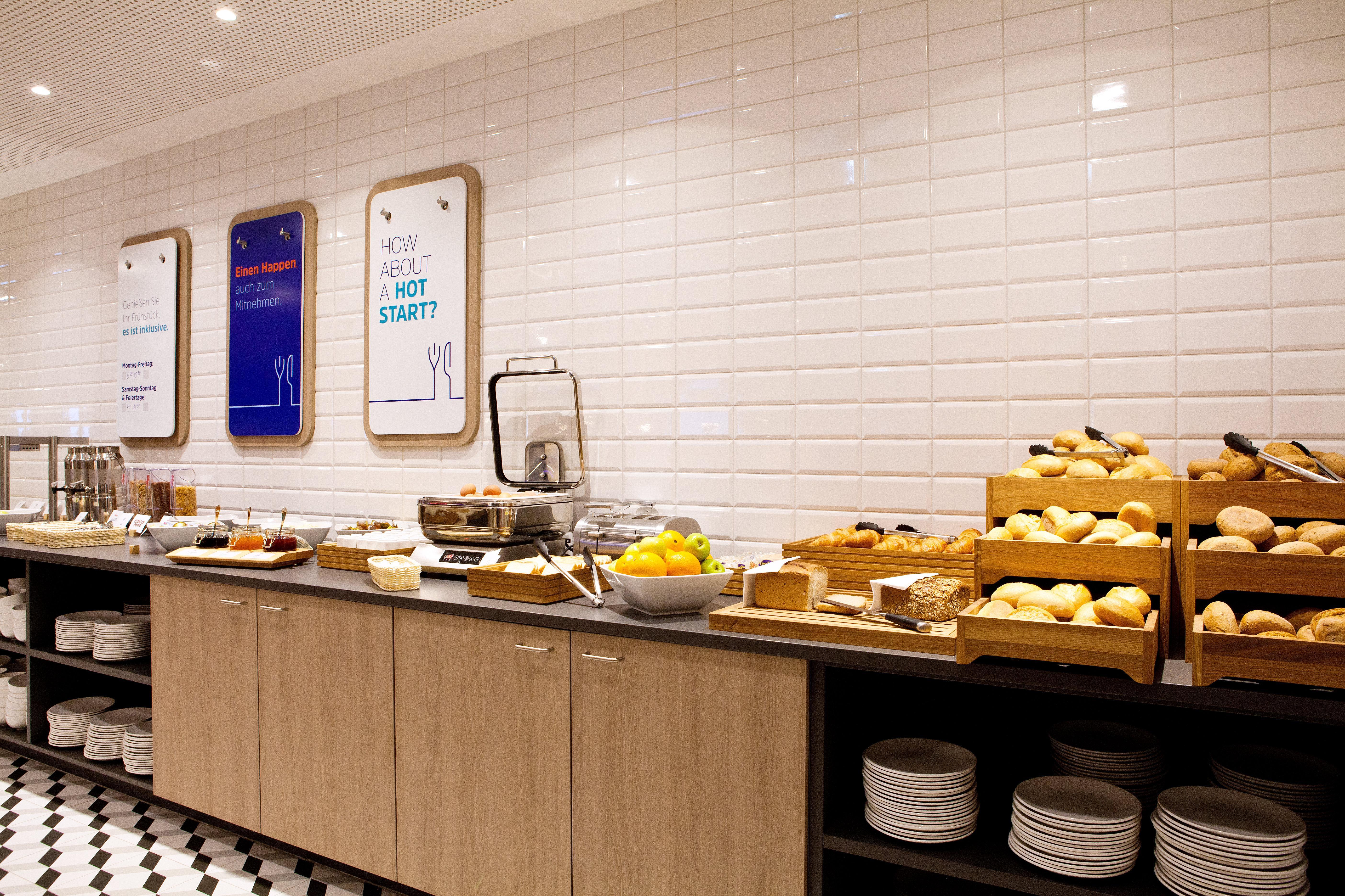 Holiday Inn Express - Ringsheim By Ihg Exterior foto