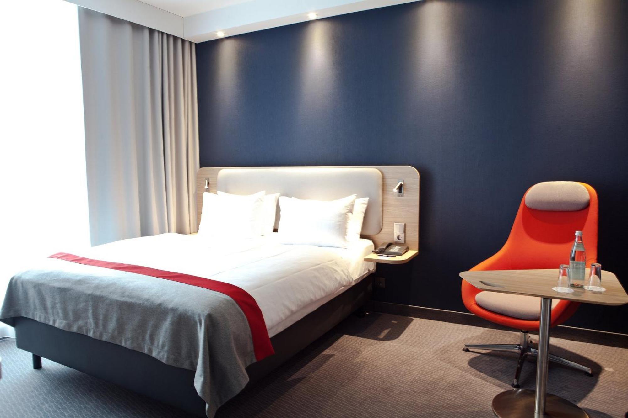 Holiday Inn Express - Ringsheim By Ihg Exterior foto
