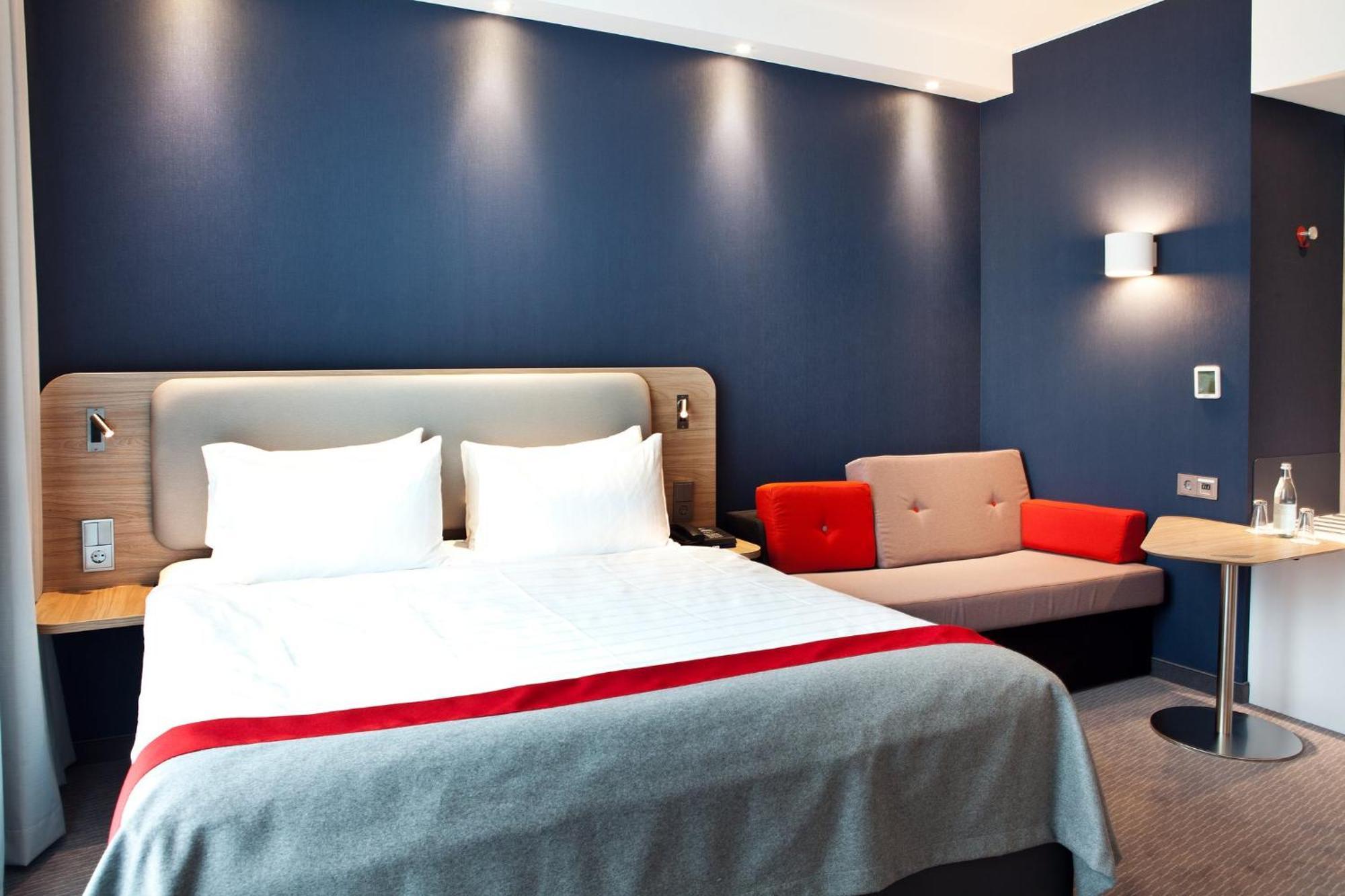Holiday Inn Express - Ringsheim By Ihg Exterior foto