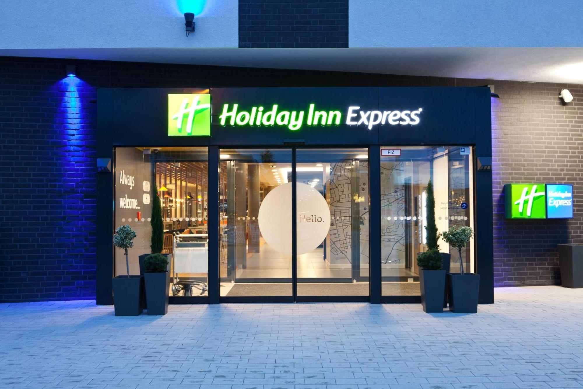Holiday Inn Express - Ringsheim By Ihg Exterior foto